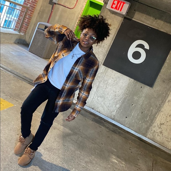 Meet your Posher, Katrina - Picture 6 of 6